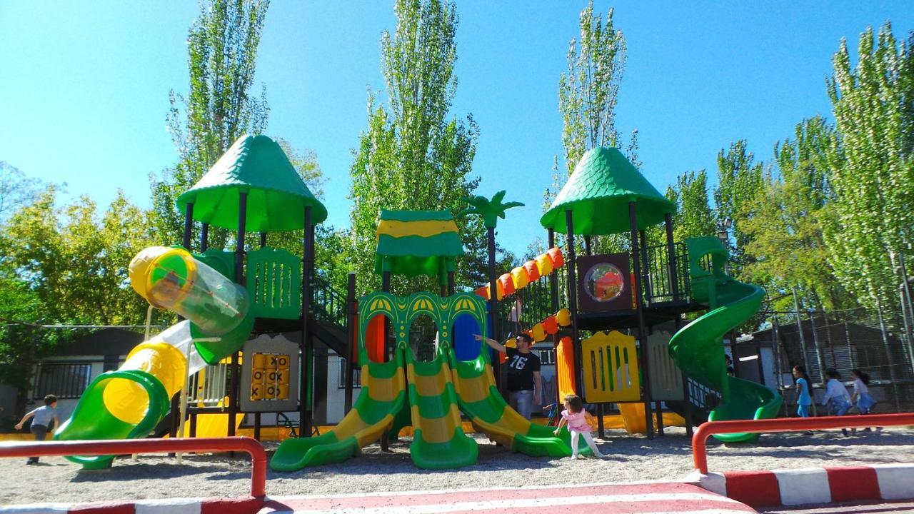 Bungalows Alpha Хетафе Екстер'єр фото
