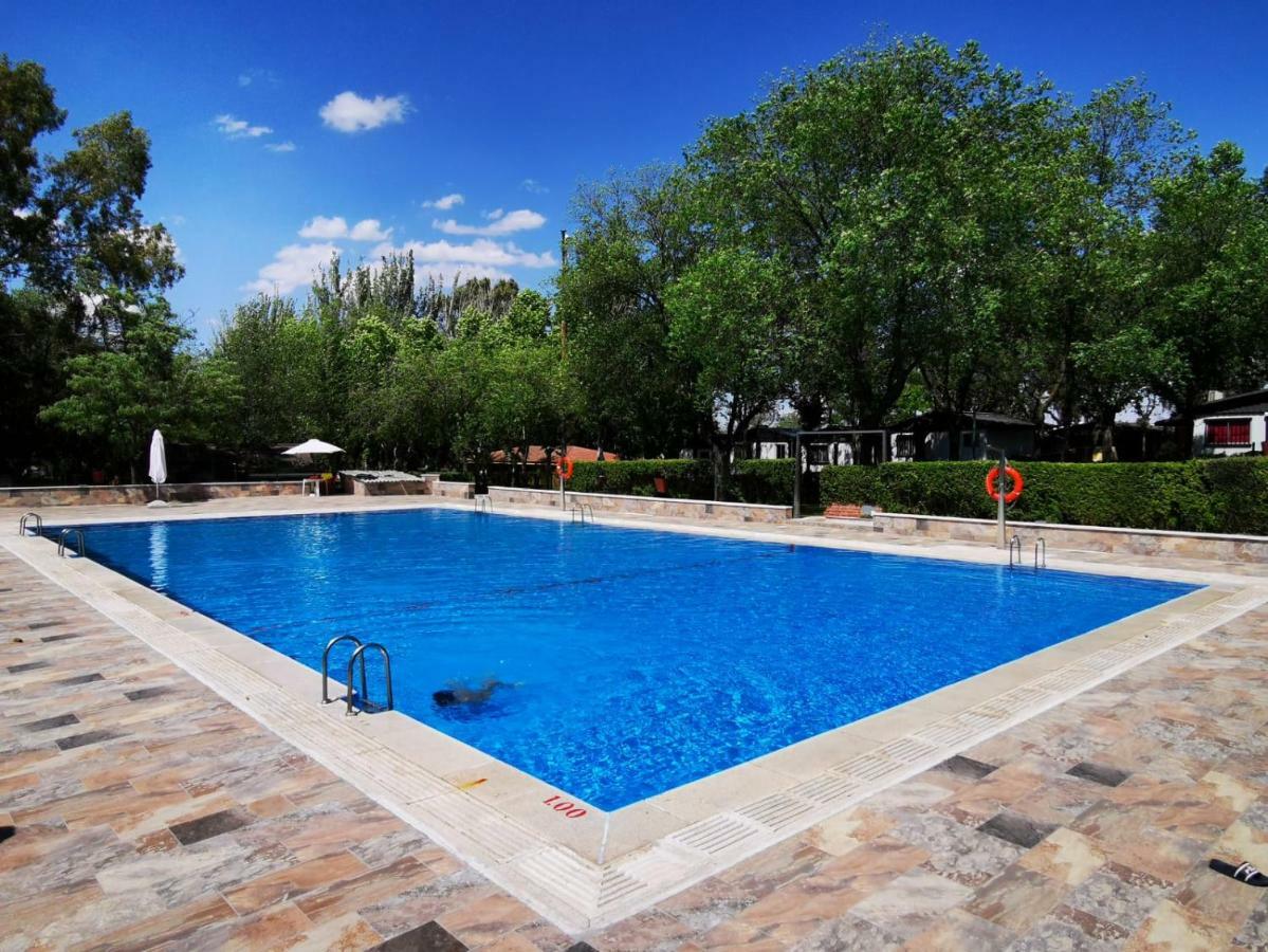 Bungalows Alpha Хетафе Екстер'єр фото
